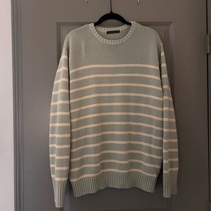 BRANDY MELVILLE SWEATER